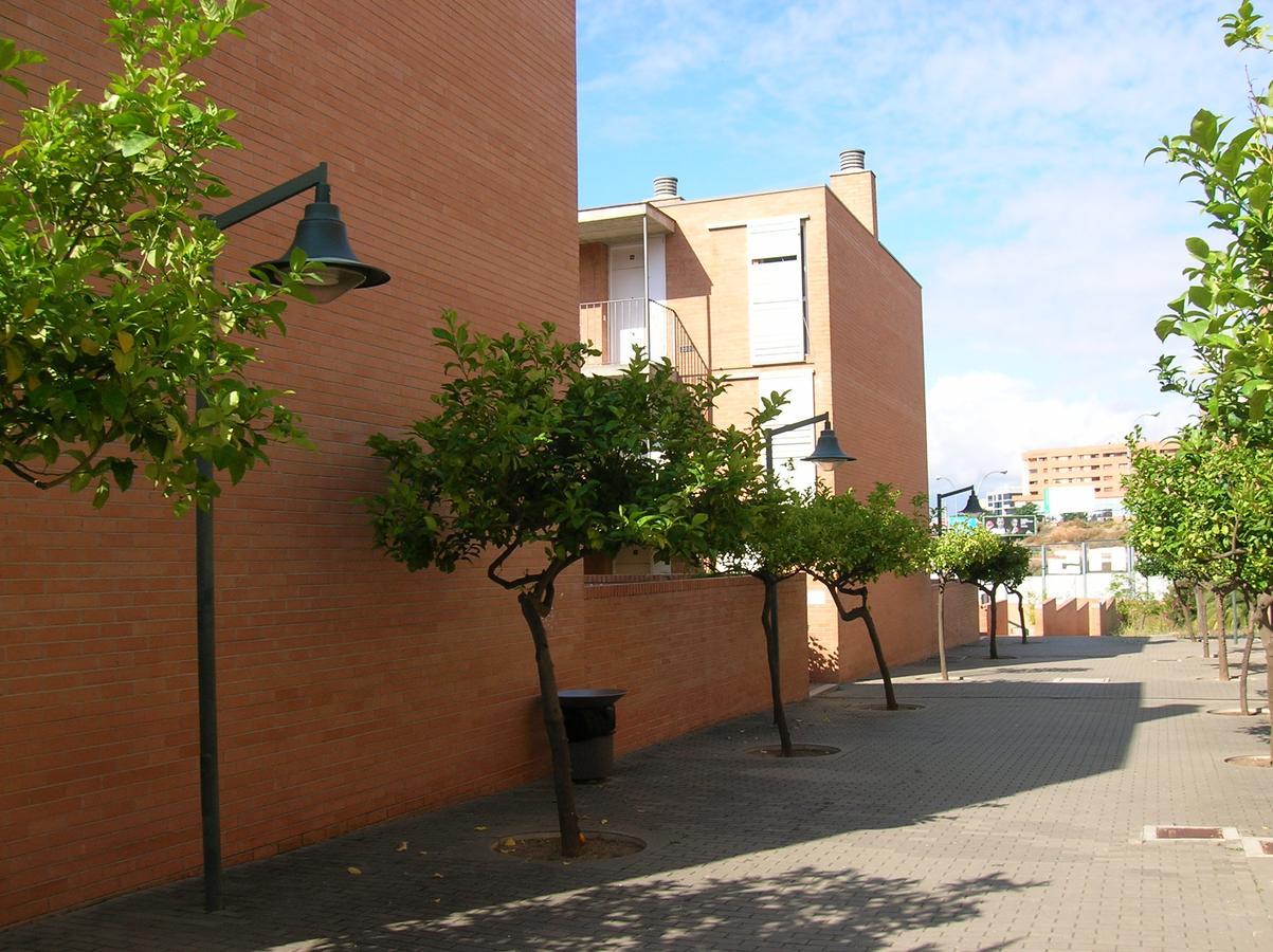 Residencia Universitaria Alberto Jimenez Fraud Aparthotel Malaga Exterior photo